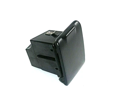 1998 96 97 99 2000 01 02 Nissan Pathfinder Front Console Ashtray Black Ash Tray - Image 1 of 4