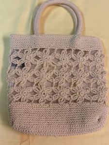 9 "x 10" LaRue gehäkelte Handtasche; Frühling hellbeige; Neuzustand. - Bild 1 von 4