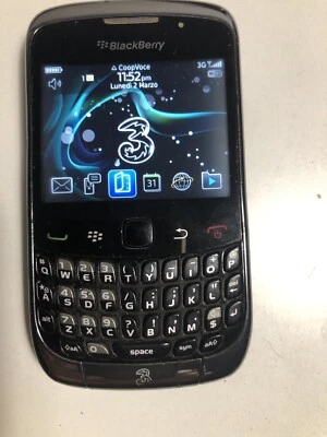 Telefono Cellulare BlackBerry Curve 9300 Marcato TRE - Funzionante - Immagine 1 di 4