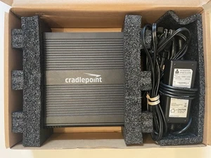 Cradlepoint AER2200/2250 Series Router Computer Networking - Photo 1/7