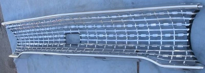 Решетка передняя 1963 Ford Galaxie 500 XL - Изображение 1 из 4