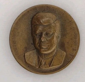 1961 The John Fitzgerald Kennedy High Relief Medallion, Medallie Arts Co. N.Y. - Bild 1 von 5