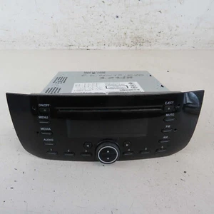 Autoradio lettore CD 7355261540 Fiat Punto Evo 2009-2012 usato (77509) - Foto 1 di 5