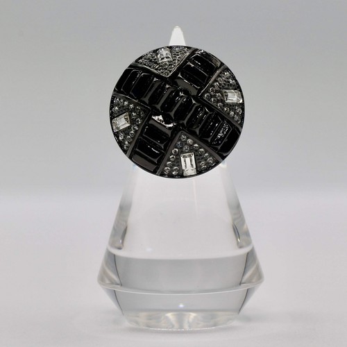 Anello in cristallo tondo bianco e nero Givenchy tono nero misura 7
