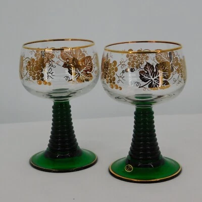 Juego de 2 copas de vino de cristal acanalado verde adorno dorado uvas hechas en Alemania Foto 1 de 4