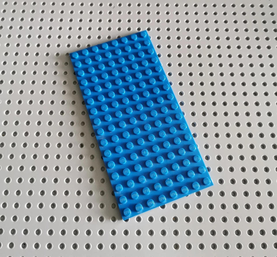 LEGO Platte Bauplatte Basisplatte flach 1 stk blau blue Plate 92438 R2 - Bild 1 von 1