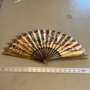Vintage Wooden & Paper Hand Fan Fold Up 1920-1930 Spanish Fiesta Meal Antique - Picture 1 of 11