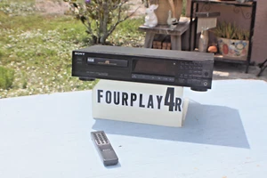 SONY - CDP-311 - HYBRID PULSE - COMPACT DISC PLAYER - REMOTE - JAPAN - TESTED - Picture 1 of 4