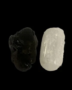 Cristallo di Selenite Lucido 2" con 1 Cristallo di Ossidiana Perfetto per Grande Energia LEGGI - Foto 1 di 4