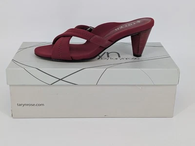 Sandalias Taryn Rose para mujer de tacón de cuña con correa cruzada rojas elásticas 7,5 M Foto 1 de 4