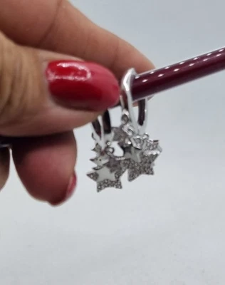 ORECCHINI A CERCHIO con stelline, orecchini piccoli - Immagine 1 di 4