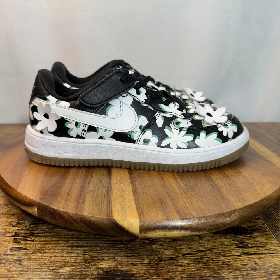 Nike Force 1 LV8 Zapatos Niñas Talla 2.5Y Negro Blanco Flor Margarita Estampado Floral Foto 1 de 4