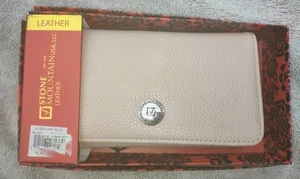 Women's STONE MOUNTAIN LUDLOW SLG Blush LEATHER Wallet - Boxed NEW ! - Bild 1 von 6