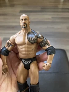 Figura de acción de lucha libre The Rock WWE Mattel Elite Series 16 2011 juguete WWF - Imagen 1 de 2