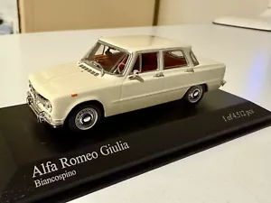 MINICHAMPS 400120900 ALFA ROMEO GIULIA 1970 BIANCO 1/43 - Foto 1 di 9