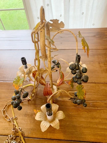 Vintage toleware Italian Style grape cluster  3 Arm chandelier Beige Speckled Cover
