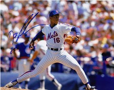 DWIGHT GOODEN  NEW YORK METS  85 NL CY   ACTION SIGNED 8x10