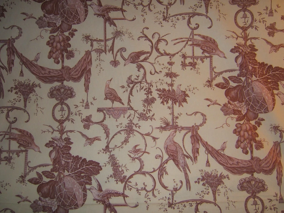 Brunschwig & Fils, Kininvie, Bird Toile, BTY, color canela sobre rafia  Foto 1 de 3