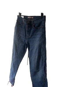 Levis Premium Wedgie Straight Blue Denim Raw Hem Casual Jeans Size 25 - Picture 1 of 6