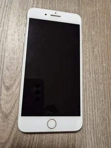 Apple iPhone 7 Plus Smartphone A1784 5,5" Retina Display 32GB iOS 12MP Silver - Bild 1 von 4