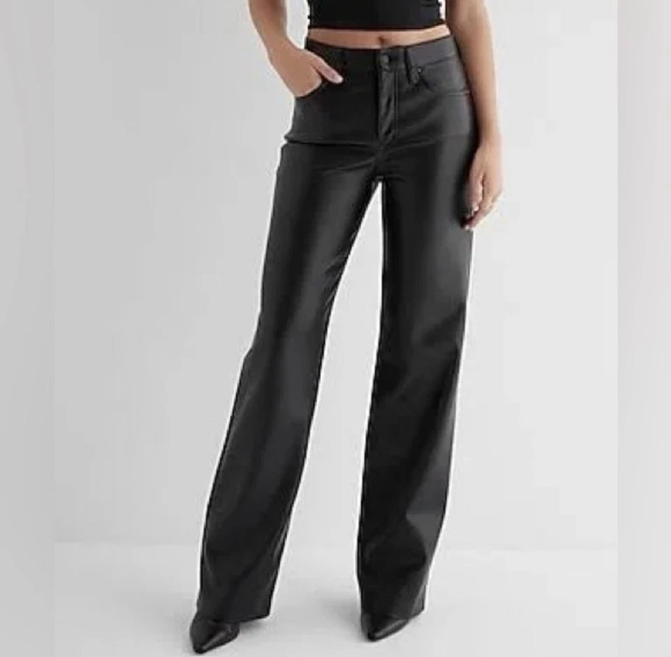 Pantalones Express de imitación de cuero negros, talla 7/8, sexy, otoño, plisado, vacaciones de invierno Foto 1 de 4