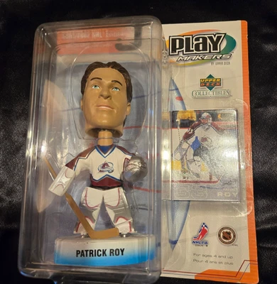 2001-02 Cubierta superior Play Makers Patrick Roy Colorado Avalanche Bobblehead Hof Foto 1 de 4