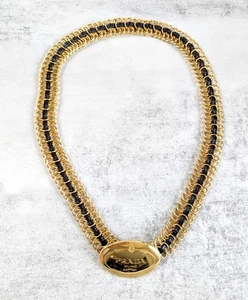 Vintage PRADA Goldkettengürtel, eingewebtes schwarzes Leder, goldfarbene Logoschnalle - Bild 1 von 8