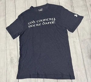 Under Armour God Country Notre Dame T-Shirt Größe M Selten Rarität - Bild 1 von 6