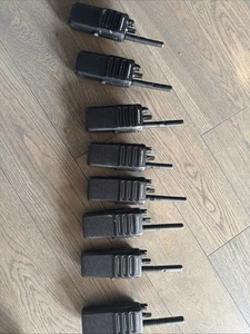 Motorola R7a Digital Two-Way UHF, Complete. Six way charger available too - Picture 1 of 5