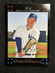 Doug Mientkiewicz #559 2007 Topps Béisbol CANTIDAD New York Yankees - Imagen 1 de 2