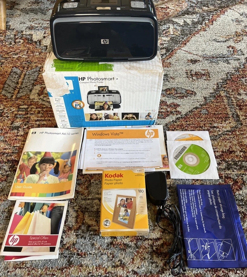 Impresora fotográfica compacta HP Photosmart A617 5X7" caja de papel fotográfico y manuales Foto 1 de 4