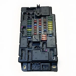 Mini Fuse Distribution Box 9811672 - Picture 1 of 10