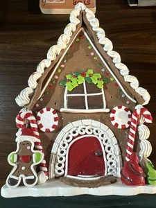 Nikolaus quadratisch Lebkuchenhaus Keramik Weihnachten Urlaub Deko - Bild 1 von 3