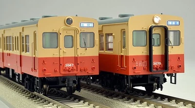 Japan KIHA35 Diesel Railcar Standard color (1 x Motor unit + 1 x Dummy unit) NIB - Image 1 of 4