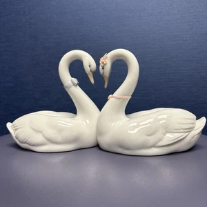 Figura Cisne Amor Sin Fin Lladro Porcelana Acabado Brillante España - Imagen 1 de 18