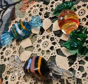 Vintage (3) Murano Stil Kunst Glas gewickelt Bonbons handgefertigt groß verschiedene Stile - Bild 1 von 3