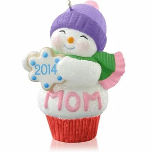 New 2014 Hallmark MOM Snowman Cupcake Purple Pink Green Scarf Toboggan Ornament - Picture 1 of 5
