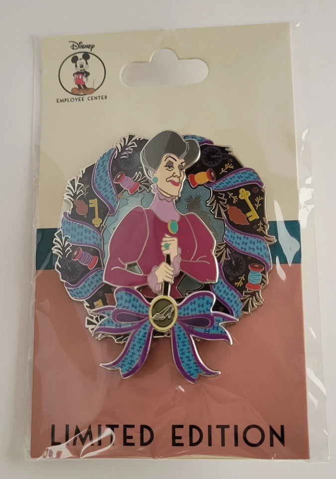 DEC Halloween Wreath Villain Lady Tremaine Cinderella Disney Pin LE 400