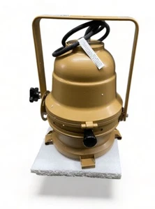 Thomas Par 64 Spotlight Lantern Wall Light, Theatre Venue Home NOS Vintage - Picture 1 of 3