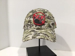 Tampa Bay Buccaneers New Era Hat Cap 39 Thirty L/XL Salute To Service NFL - Picture 1 of 5
