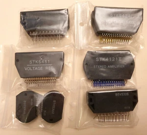 Assortiment de 11 circuits hybrides SANYO: STK5325, 5326, 5332, 5434, 5451, 4121 - Picture 1 of 1