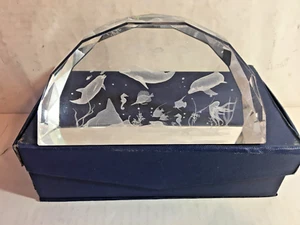 Großer Glas Laser geätzt Briefbeschwerer Display Delfine, Fische, 6", Sea Life - Bild 1 von 8
