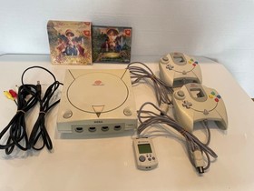 Dreamcast Main unit + 2 controllers + 1 game software included