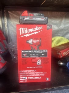 Milwaukee M18 3651-20 Brushless Schlagschrauber 1/4" Sechskant 3-Gang mit 2,0 Ah Akku - Bild 1 von 1