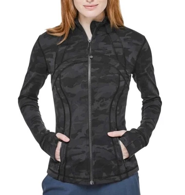 Chaqueta Lululemon Define Talla 8 Negro y Gris Camuflaje, Usada en Excelente Condición! 🤩 Foto 1 de 4