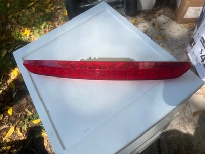 Tercera luz de freno alerón de montaje alto Mazda CX9 2007-2015 CX-9 OEM TD1151580 Foto 1 de 3