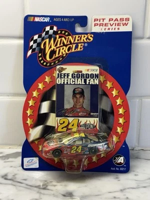NASCAR Winners Circle 03226 2002 Jeff Gordon #24 Pit Pass serie de vista previa 1:64 Foto 1 de 2