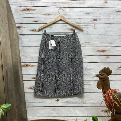 全新带标签 100% Silk INC International Concepts Petite Midi 裙尺寸 4 蛇纹印花 — 第 1/4 张图片