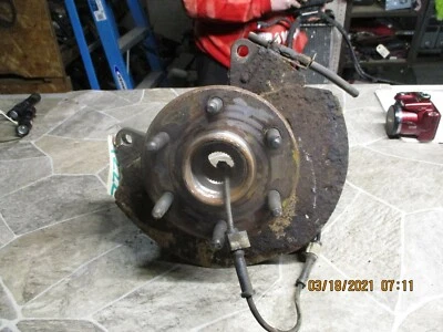 🥇 1999-2007 Chevy Silverado 1500 lado pasajero delantero derecho husillo nudillo OEM Foto 1 de 4