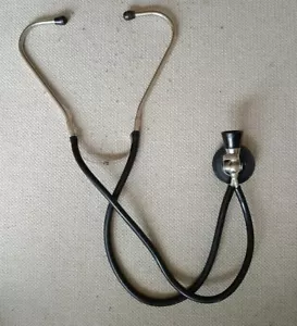 Stéthoscope vintage soviétique - URSS 1960, métal, caoutchouc et bakélite #25325 - Foto 1 di 11